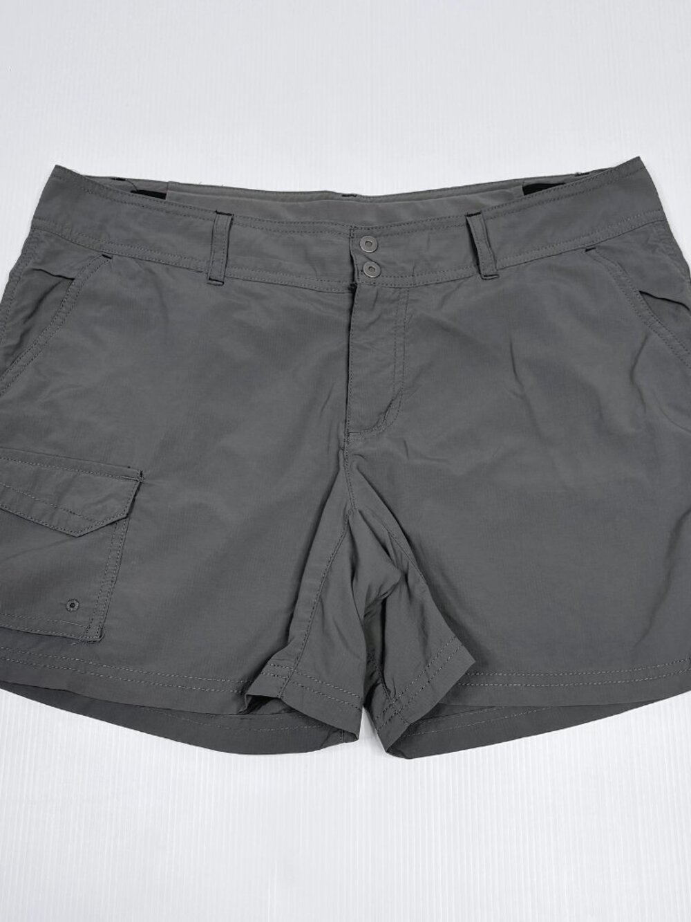 COLUMBIA women's  shorts size 10